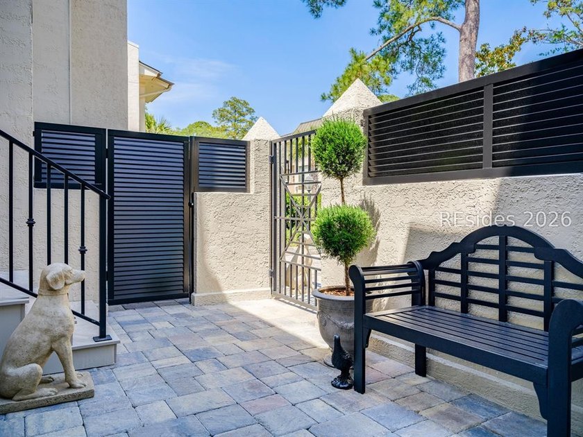A truly one-of-a-kind offering in Sea Pines, 19 Mizzenmast Court - photo 5