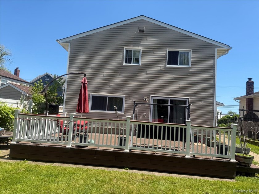 Welcome to 784 S. Ocean Ave, Freeport! This well-maintained 4 - photo 2