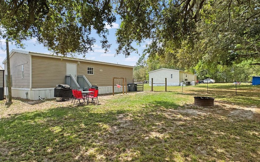 Your North Florida Home Awaits! Discover the charm of country - photo 13