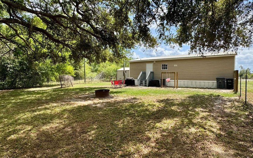 Your North Florida Home Awaits! Discover the charm of country - photo 14