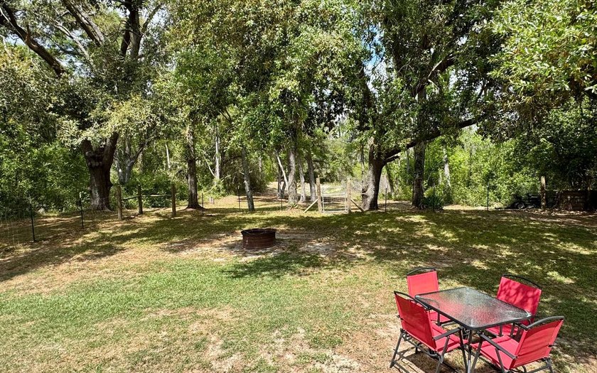 Your North Florida Home Awaits! Discover the charm of country - photo 16