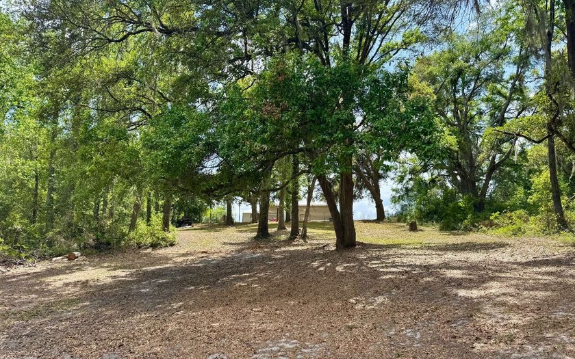Your North Florida Home Awaits! Discover the charm of country - photo 19