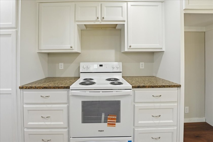 PRICE REDUCED!! Lake Life Meets Modern Comfort! Welcome to the - photo 6