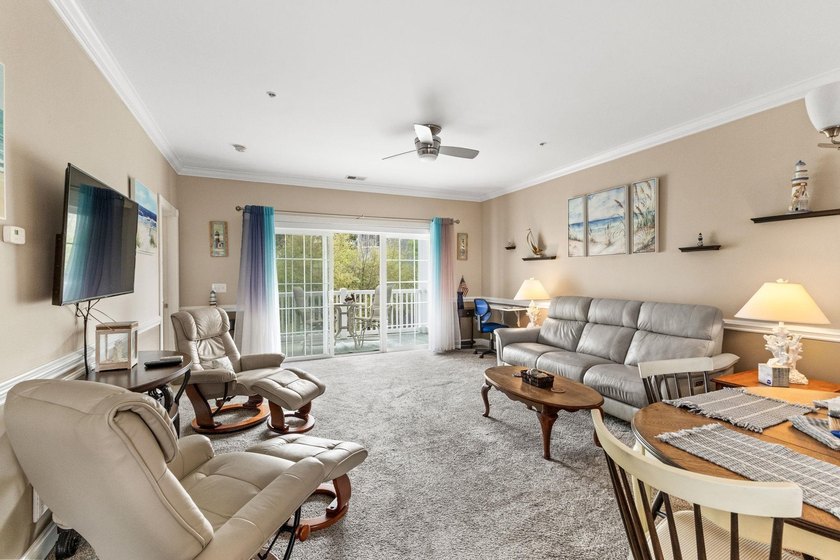Welcome to this beautifully maintained 2-bedroom, 2-bath fully - photo 6