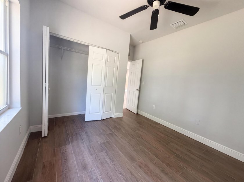 Imagine 453 N Deerfield Ave, a residence recently updated with - photo 12
