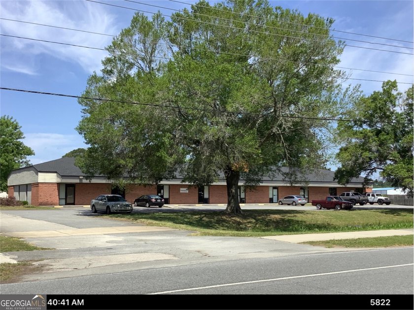 Great investment opportunity in St. Marys, GA! This 9,000 SQFT - photo 3