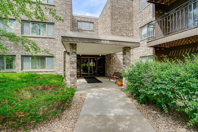 This Edina location is within minutes of a vast array of - photo 4