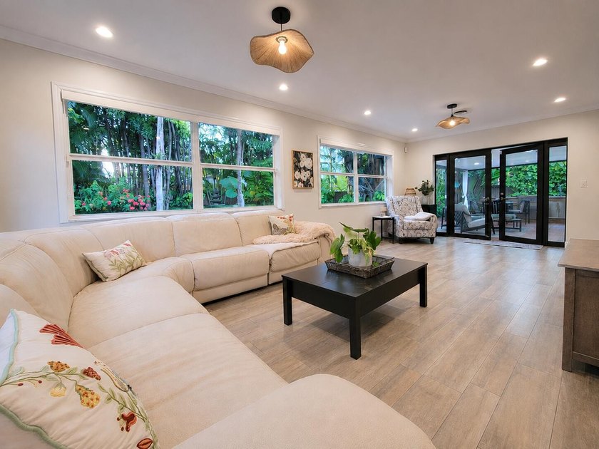 Welcome to this one-of-a-kind tropical retreat in the highly - photo 11