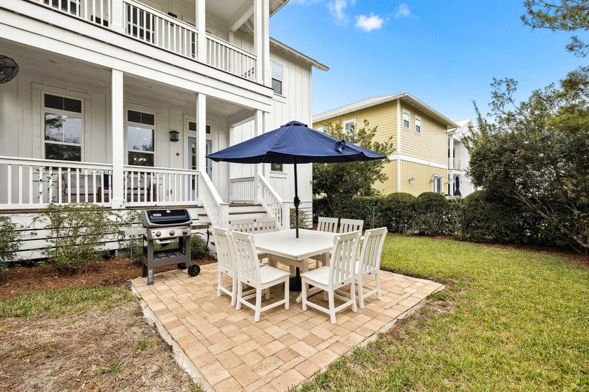 Welcome to your dream retreat, nestled in the serene community - photo 12