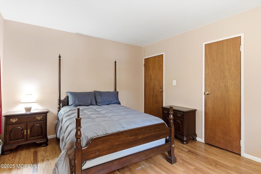 Updated Private Retreat in Cedar Glen Homes Looking for a - photo 18