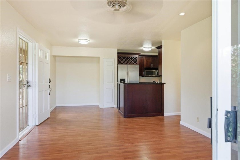 Experience the perfect blend of comfort and convenience in this - photo 4