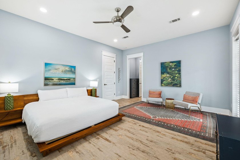 Welcome to your dream retreat, nestled in the serene community - photo 29