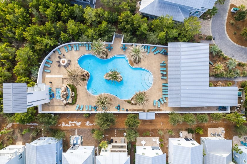 Welcome to your dream retreat, nestled in the serene community - photo 44