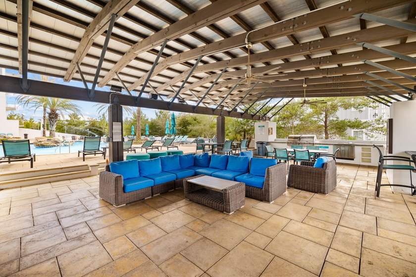 Welcome to your dream retreat, nestled in the serene community - photo 47