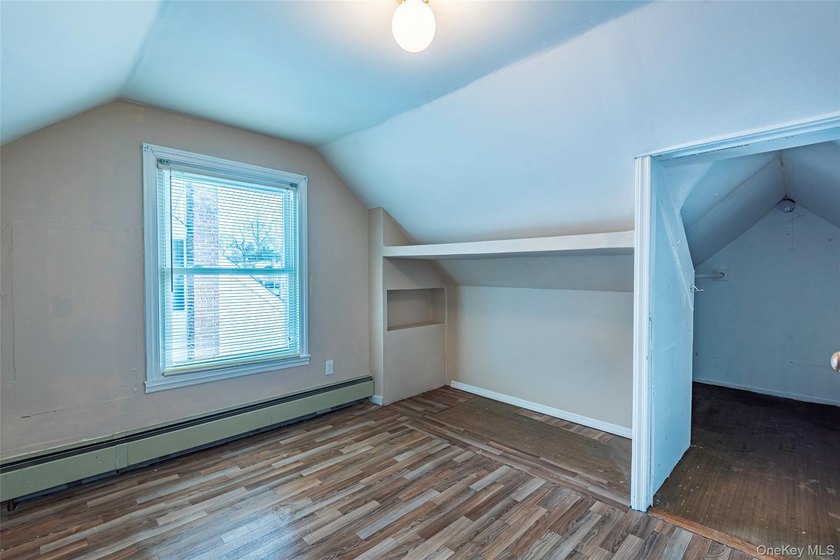 Charming Cape in Glen Cove - Space, Style, and Convenience - photo 21