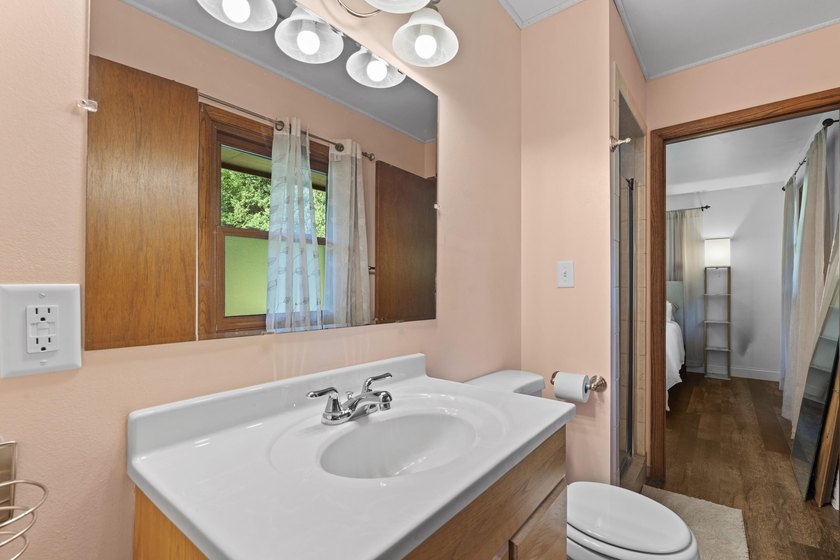 BEST OF BOTH WORLDS - Oconomowoc schools and amenities + Ixonia - photo 21