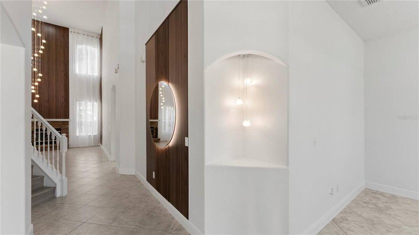 A beautiful, fully remodeled home featuring a new roof and new - photo 6