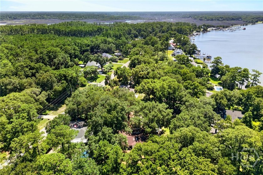 Do you like to fish? Do you want a home that is unique and not - photo 50