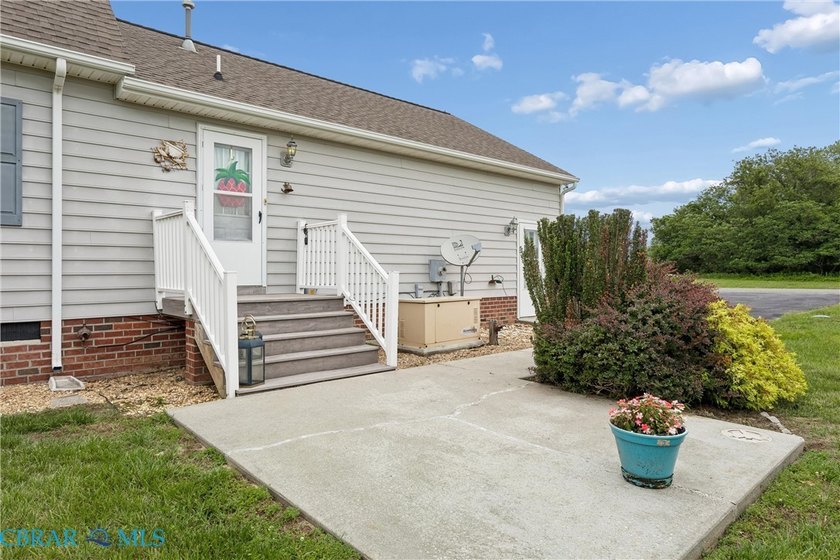 Wonderful Location in River Bank Acres in the heart of - photo 14