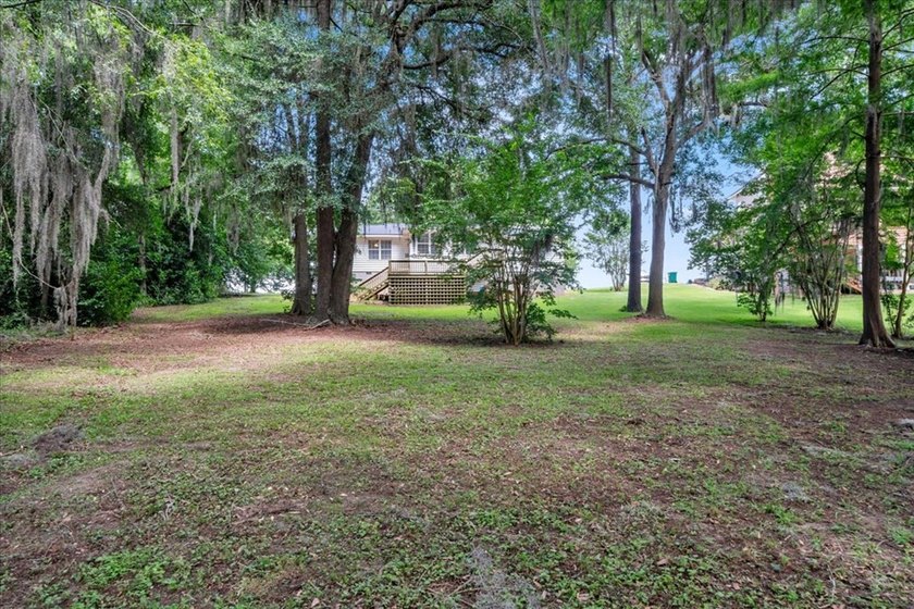 Welcome to a fisherman's paradise in the desirable Limestone - photo 18