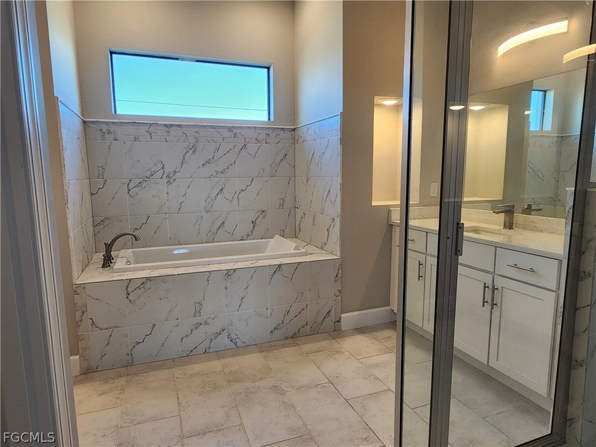 RARE TRIPLE-LOT LUXURY! Skip the long build cycles and step into - photo 3