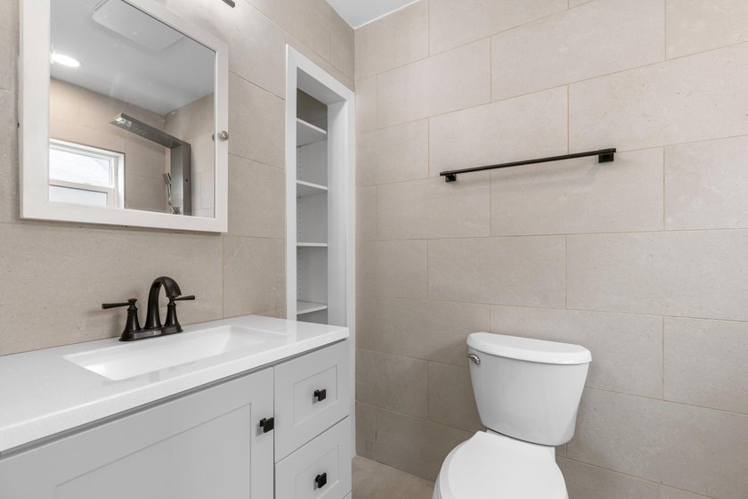 ABSOLUTELY GORGEOUS SINGLE FAMILY HOME | PRIME BOCA RATON - photo 13