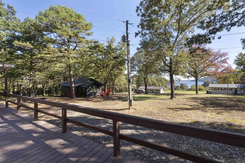 Great location near marina with covered community boat dock...1 - photo 5