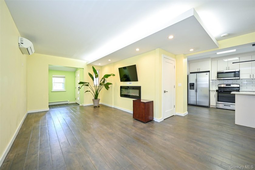 Completed in December 2019, this beautifully designed home - photo 7