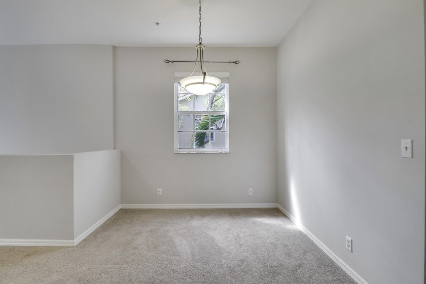 Come see this 3-bedroom, 2 bath, 1-car garage corner unit in one - photo 16