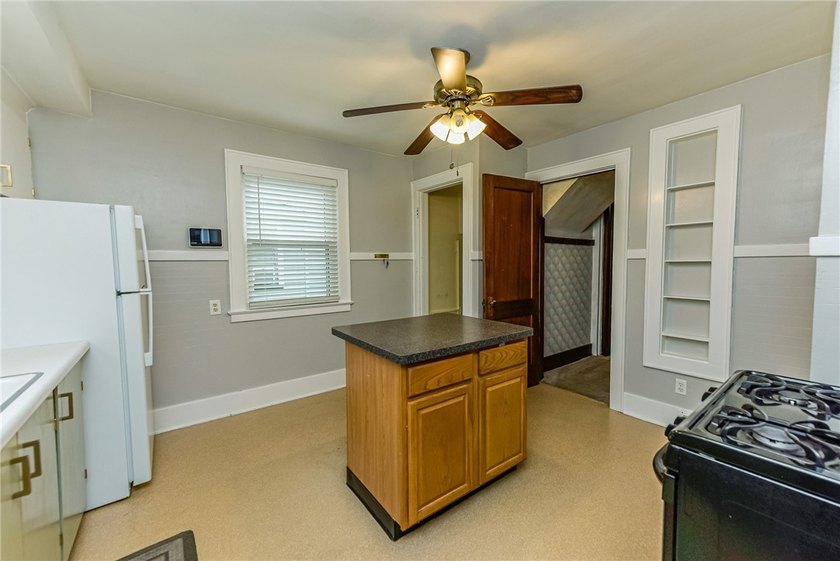 A fantastic value in the highly desirable Homestead Heights - photo 18