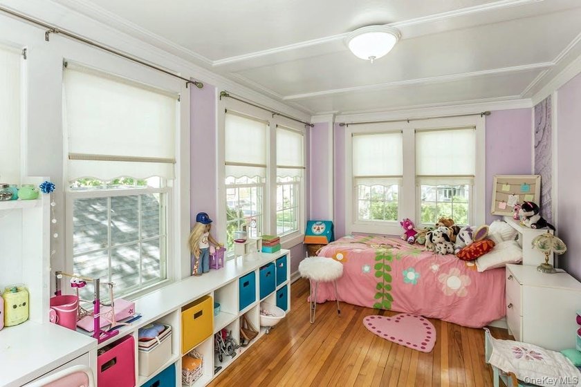 Nestled in the heart of Historic Broadway Flushing, this - photo 24