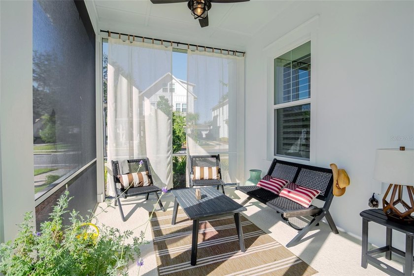 Virtually Staged. Modern Luxury in the Heart of Winter Garden's - photo 4