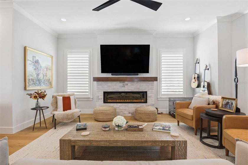 Virtually Staged. Modern Luxury in the Heart of Winter Garden's - photo 7