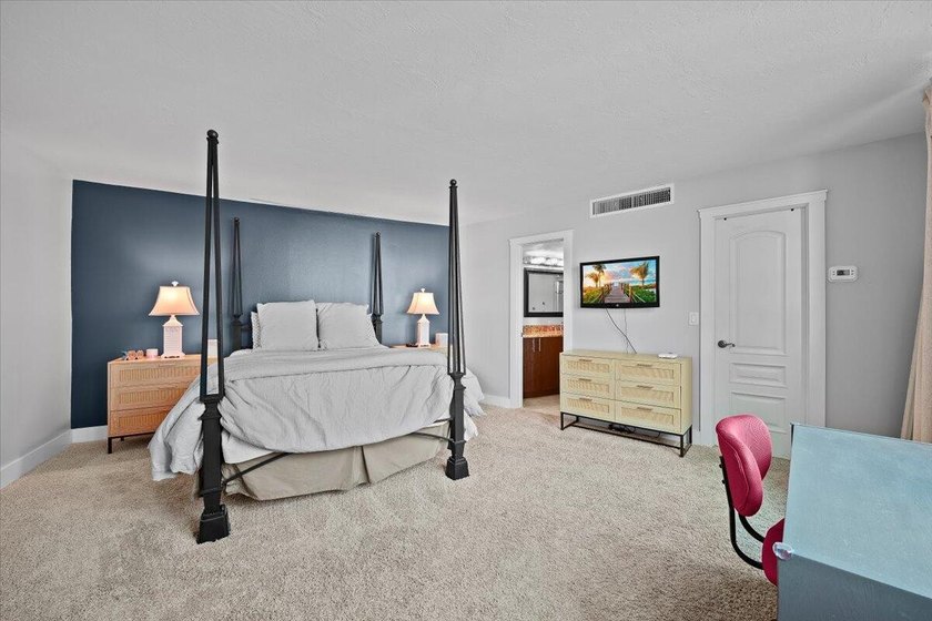 Enjoy beachfront living at its finest in this fully furnished - photo 11