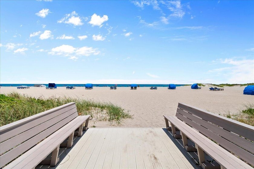 Enjoy beachfront living at its finest in this fully furnished - photo 31