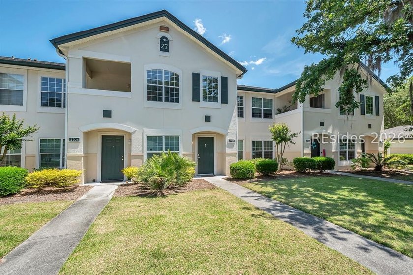 2-bedroom 2-bath second-floor villa in desirable Plantation - photo 4