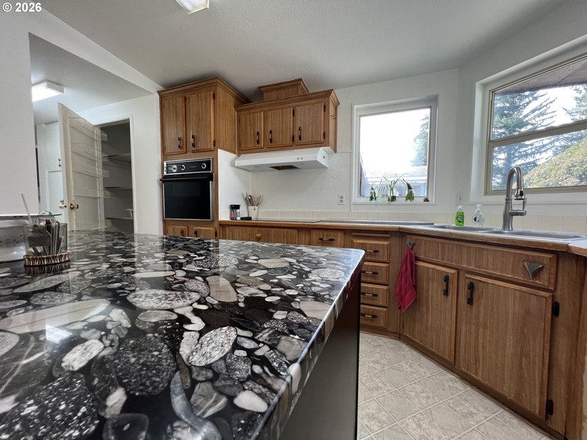 Most secluded for a mobile home park setting, a corner lot of a - photo 12