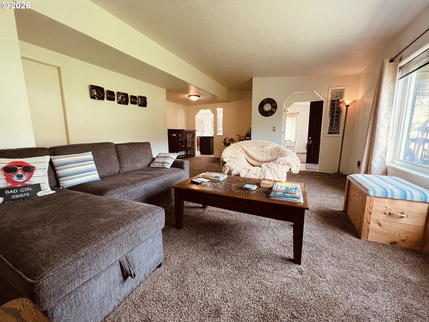 Most secluded for a mobile home park setting, a corner lot of a - photo 18