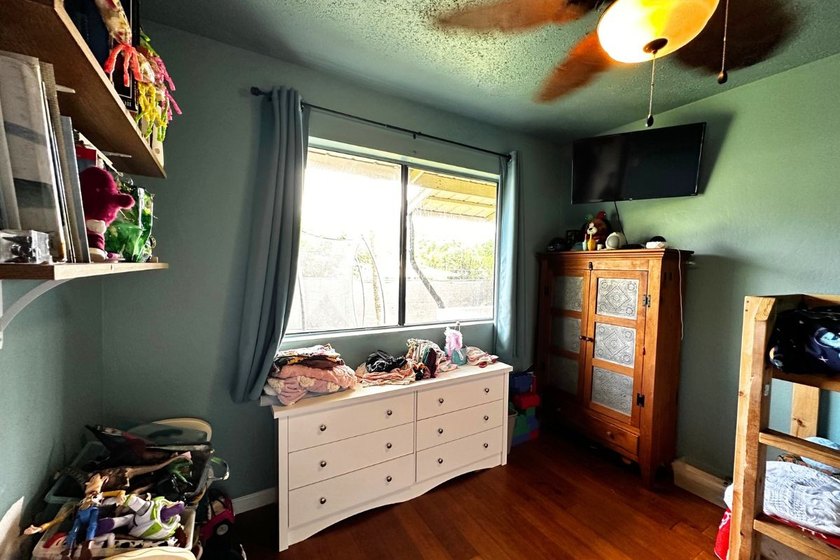 Location, location, location! Peaceful, quiet setting only - photo 22