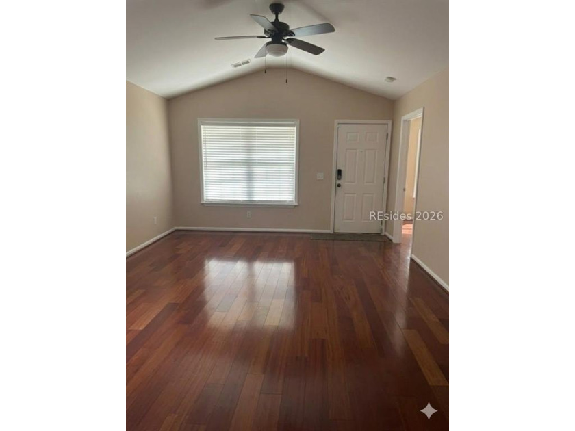 Under 300K and right in the heart of Bluffton! This single - photo 3