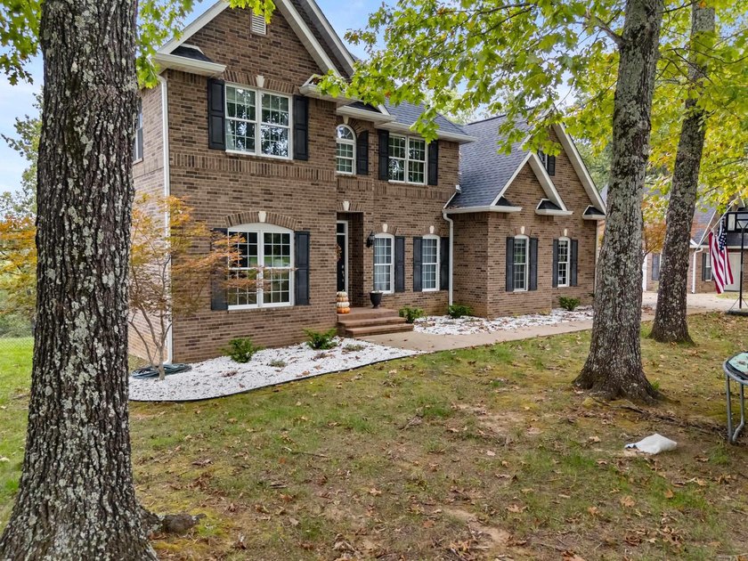 Experience refined lake living in this estate-style custom home - photo 44