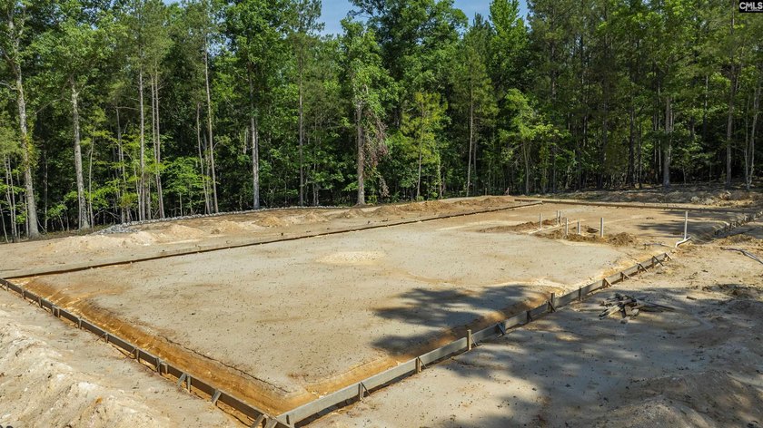 +/-10.74-acre tract offering licensed lake access to Lake Murray - photo 13