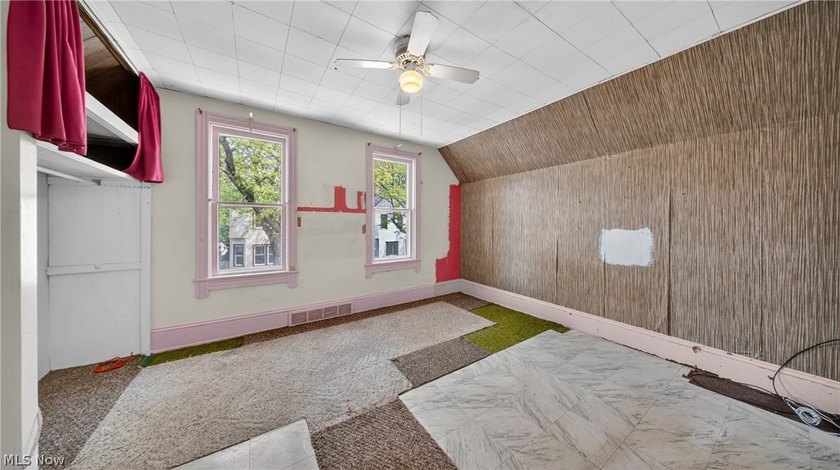 Not your typical cookie-cutter home. This 3-bedroom property is - photo 10