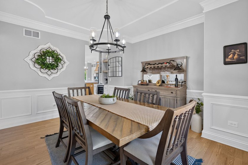 Welcome to luxury living in the highly sought after Whitetail - photo 11