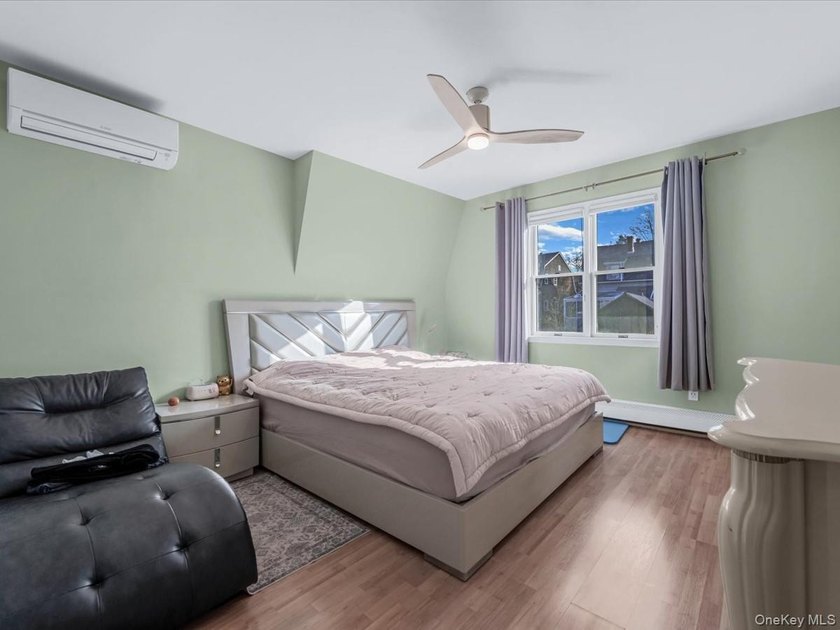 This one family colonial house newly renovated in 2017 , ideally - photo 13
