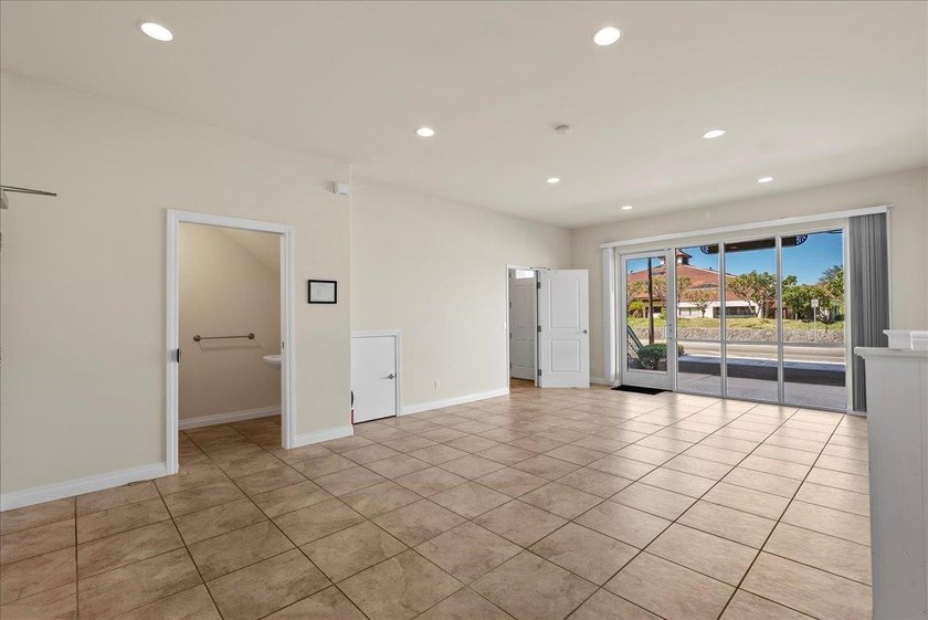 Rarely available live/work townhome in Kihei's - photo 5