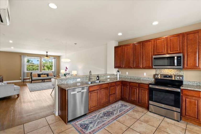 Rarely available live/work townhome in Kihei's - photo 9