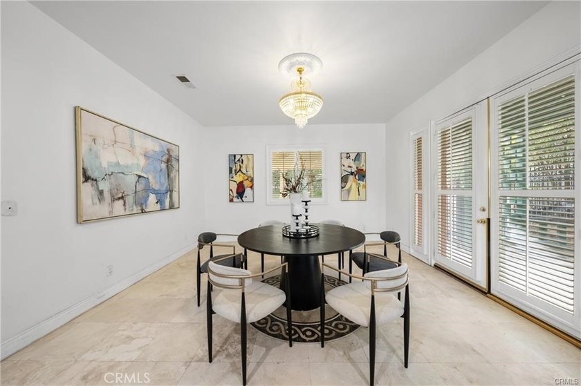 This property is physically contain 8 bedrooms and 9 bathrooms - photo 32