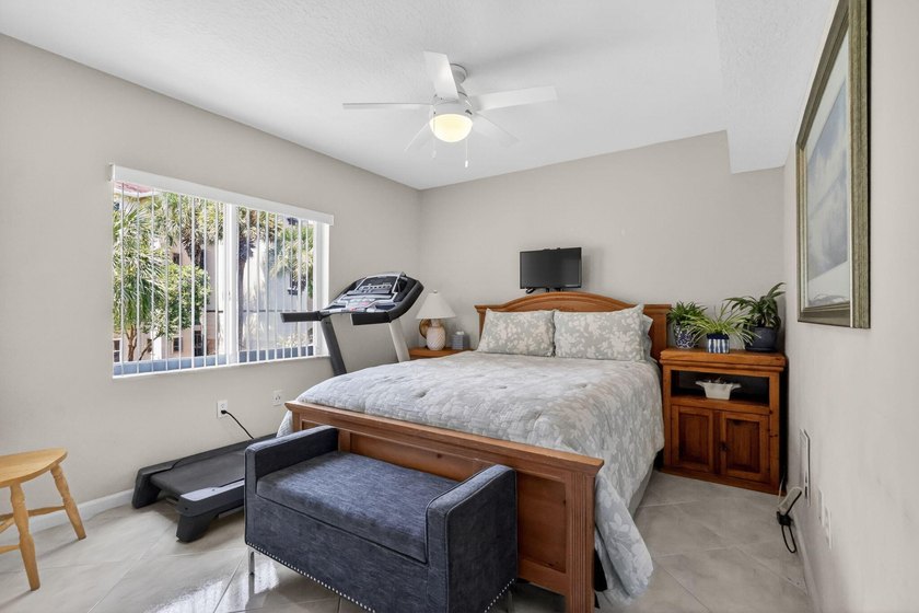 Welcome to Coral Lakes, where resort-style living and - photo 32