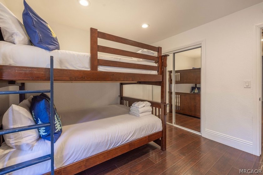 Welcome to Winterpark Estates in the heart of Big Bear - photo 34